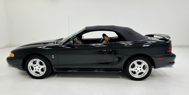 1995 Ford Mustang 5