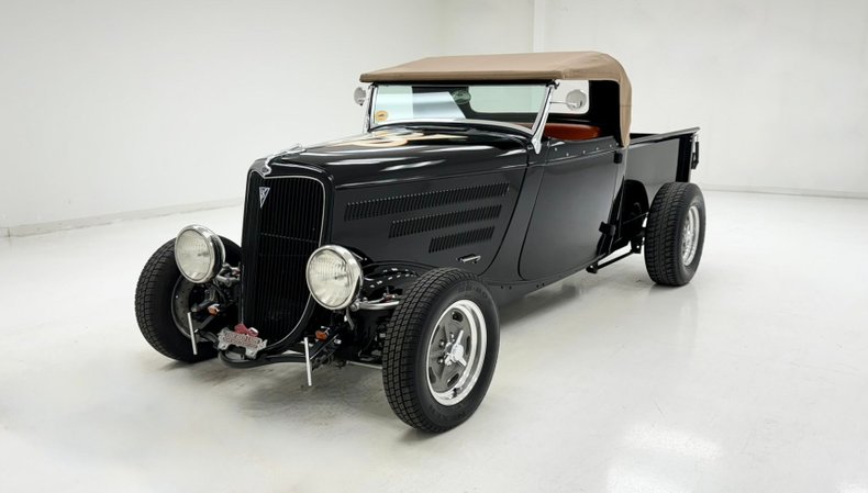 1934 Ford Roadster 1