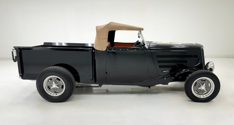 1934 Ford Roadster 6