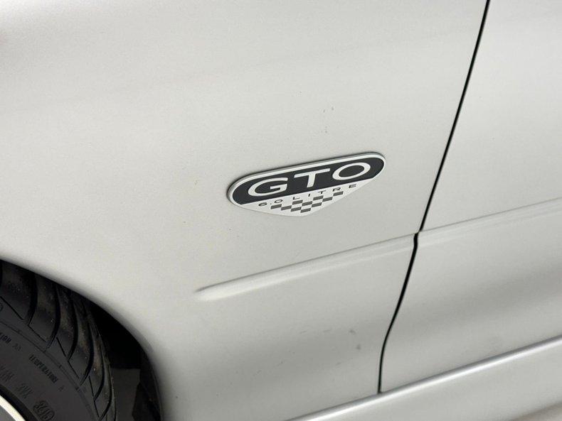 2005 Pontiac GTO 13