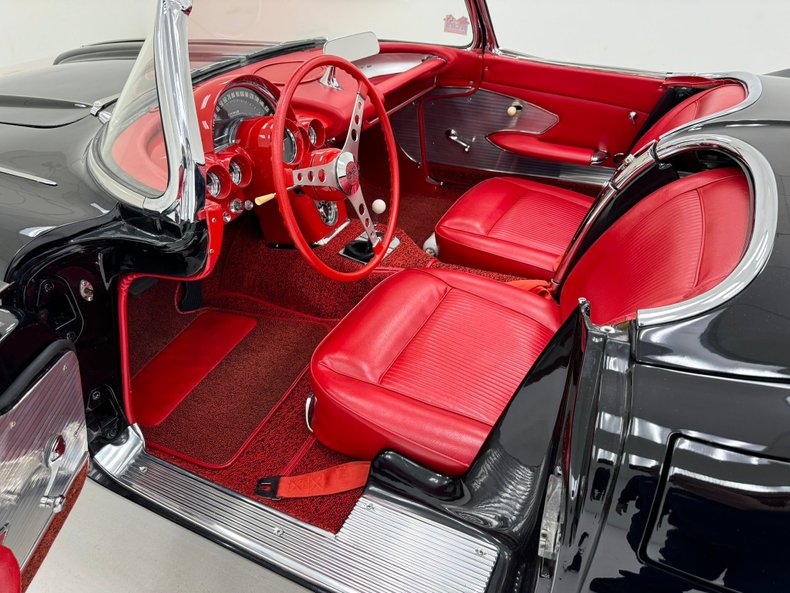 1961 Chevrolet Corvette 36