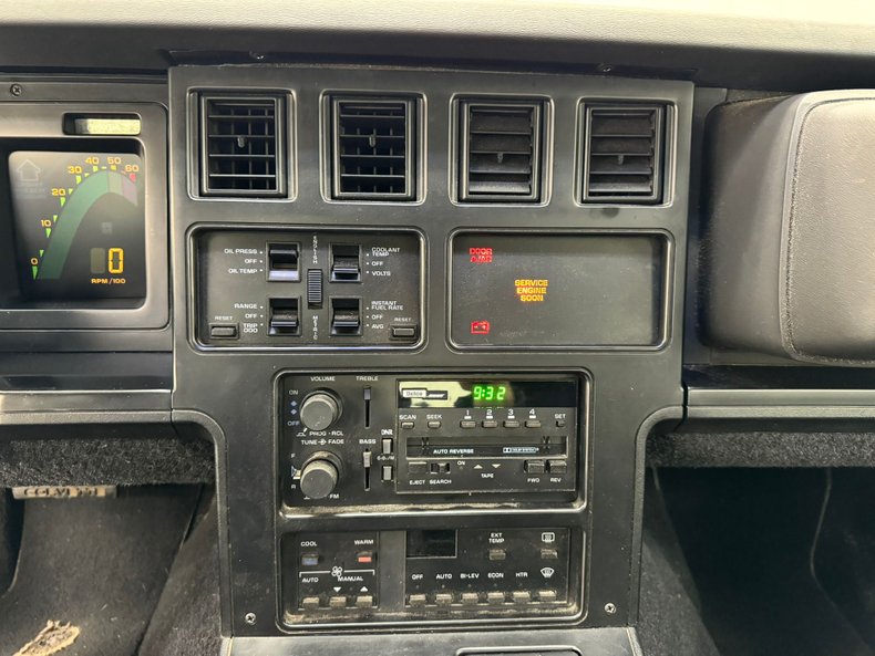 1988 Chevrolet Corvette 38