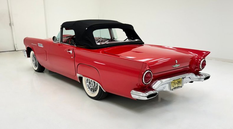 1957 Ford Thunderbird 8