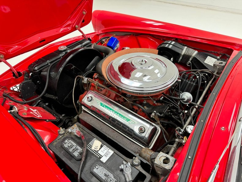 1957 Ford Thunderbird 35