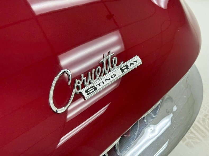 1965 Chevrolet Corvette 25