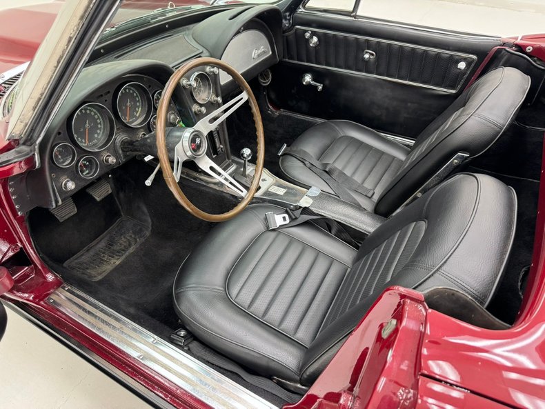 1965 Chevrolet Corvette 47