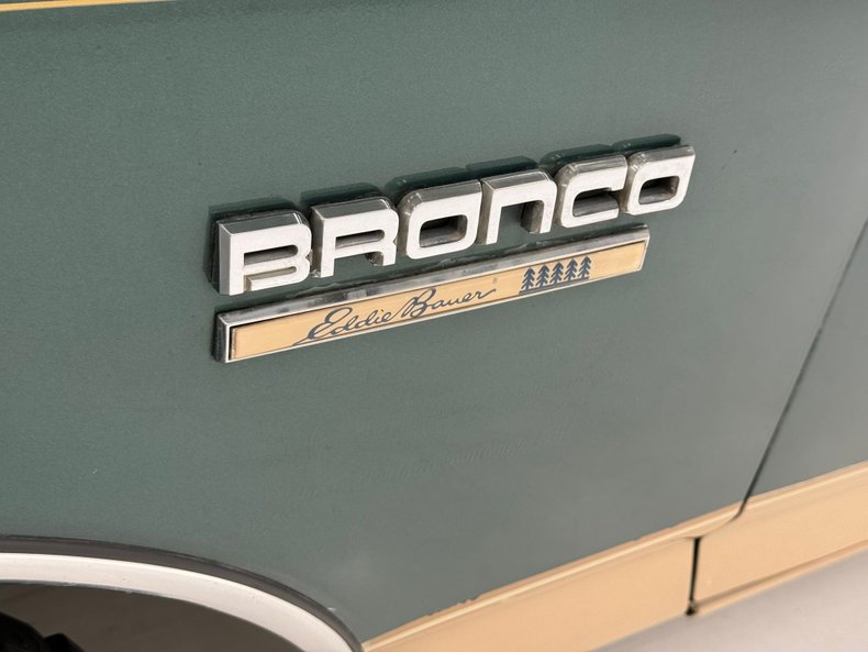 1990 Ford Bronco 12