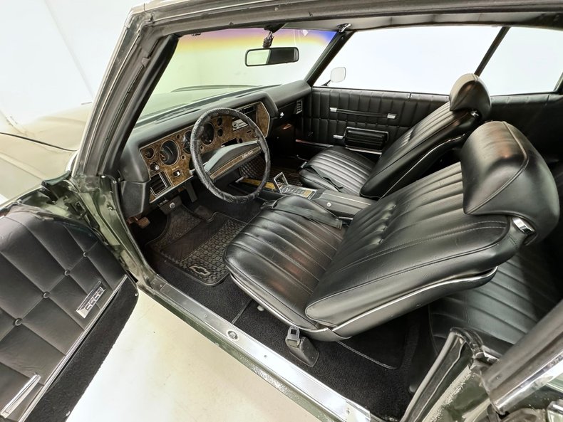 1972 Chevrolet Monte Carlo 38