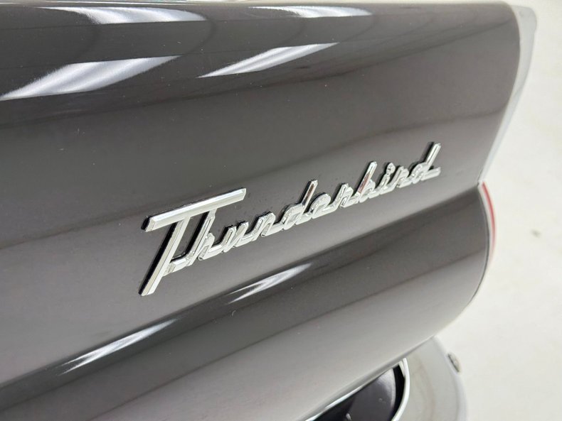 1956 Ford Thunderbird 21