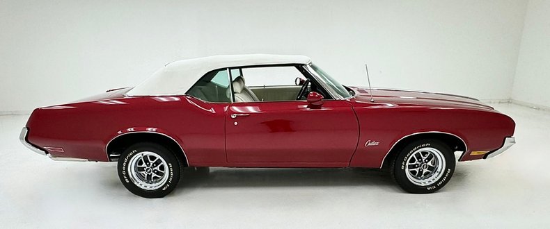 1970 Oldsmobile Cutlass Supreme 9