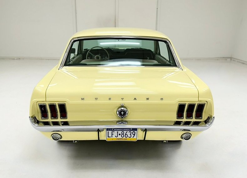 1967 Ford Mustang 4