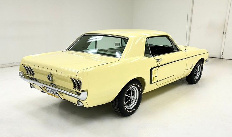 1967 Ford Mustang 5