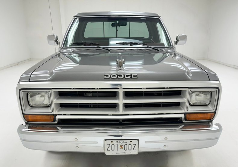 1989 Dodge D100 8