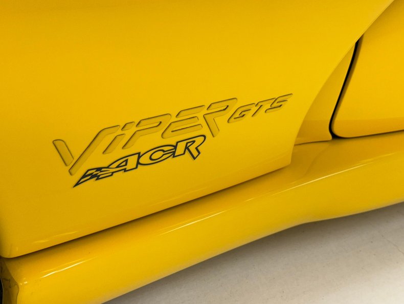2002 Dodge Viper 17