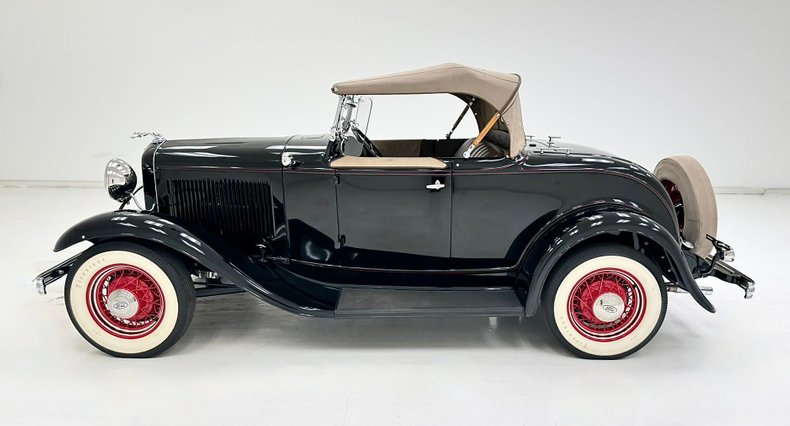 1932 Ford Model B 2