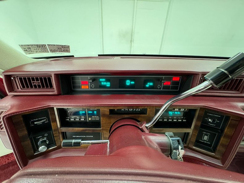 1990 Cadillac Coupe DeVille 46