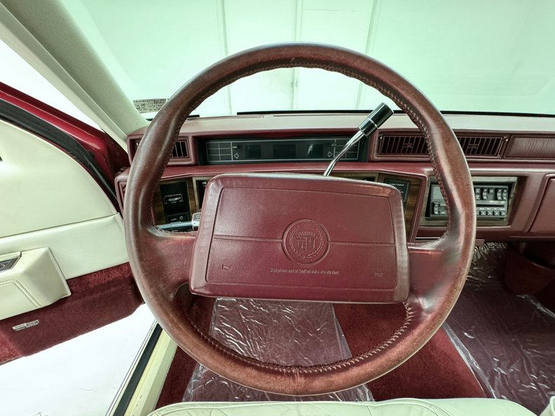 1990 Cadillac Coupe DeVille 44
