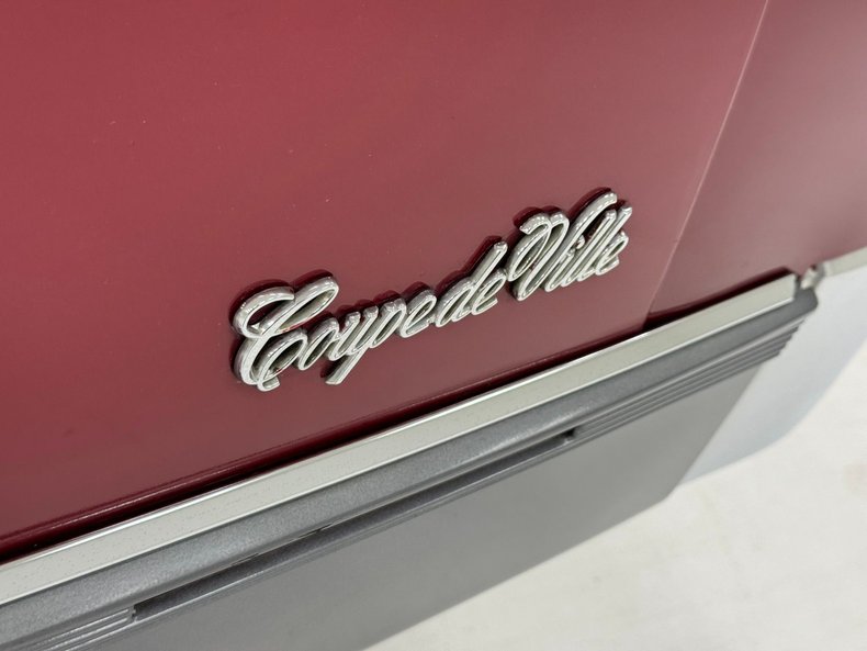 1990 Cadillac Coupe DeVille 20