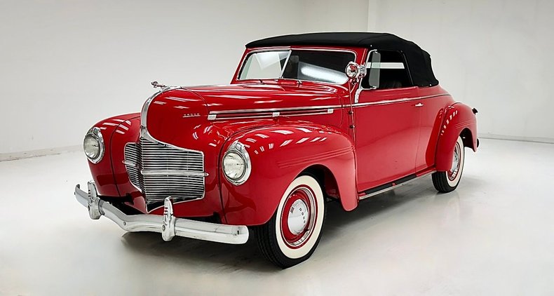 1940 Dodge Luxury Liner 1