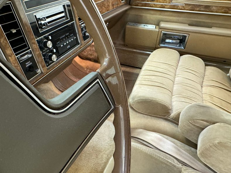 1985 Buick LeSabre 40