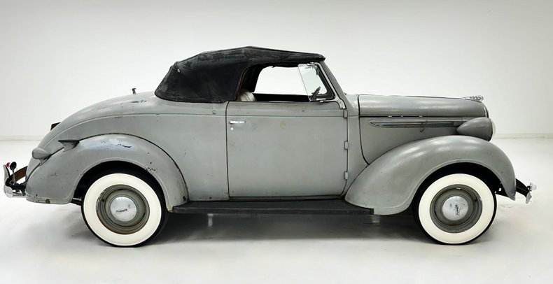 1938 Plymouth P6 6