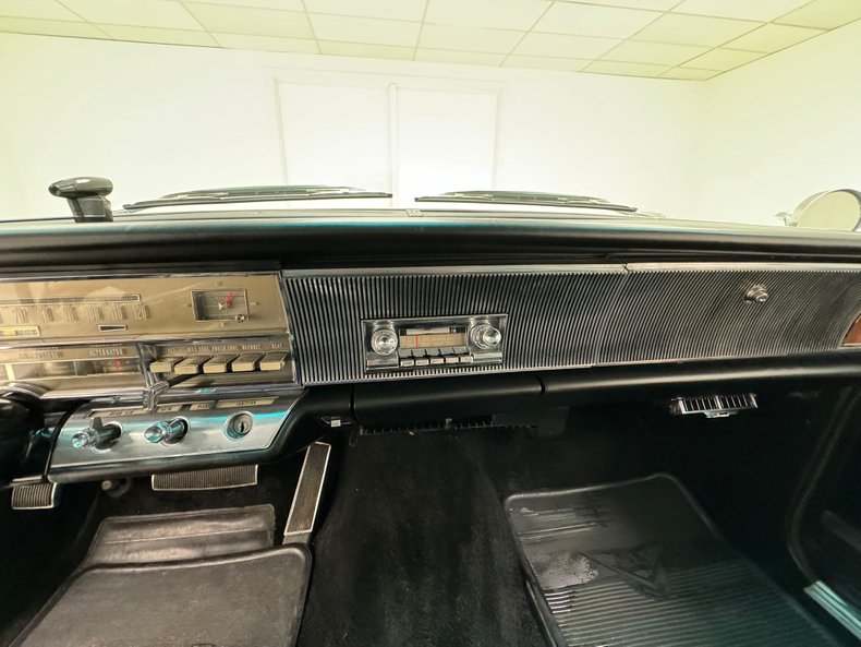 1964 Chrysler Imperial 52