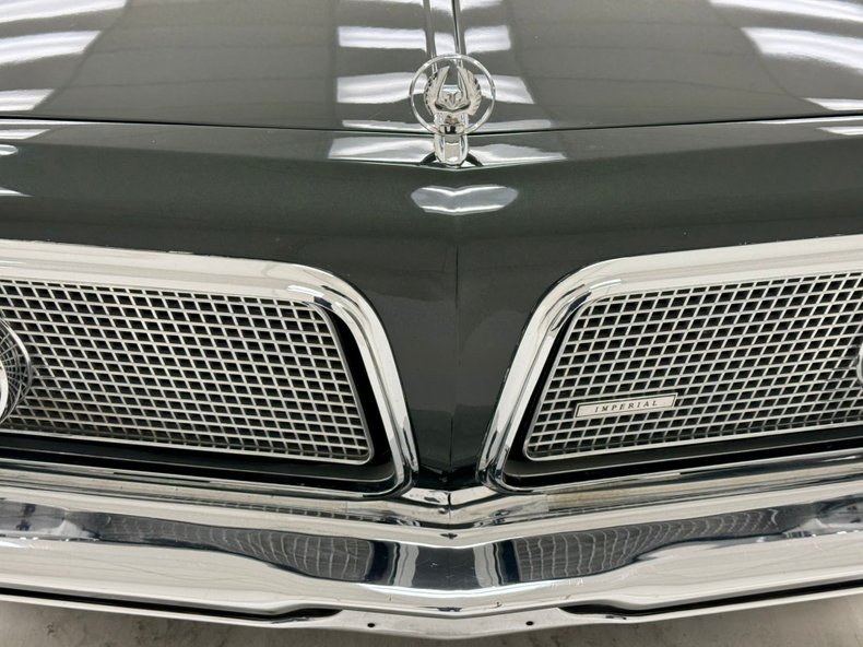1964 Chrysler Imperial 9