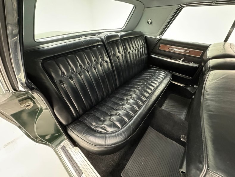 1964 Chrysler Imperial 46