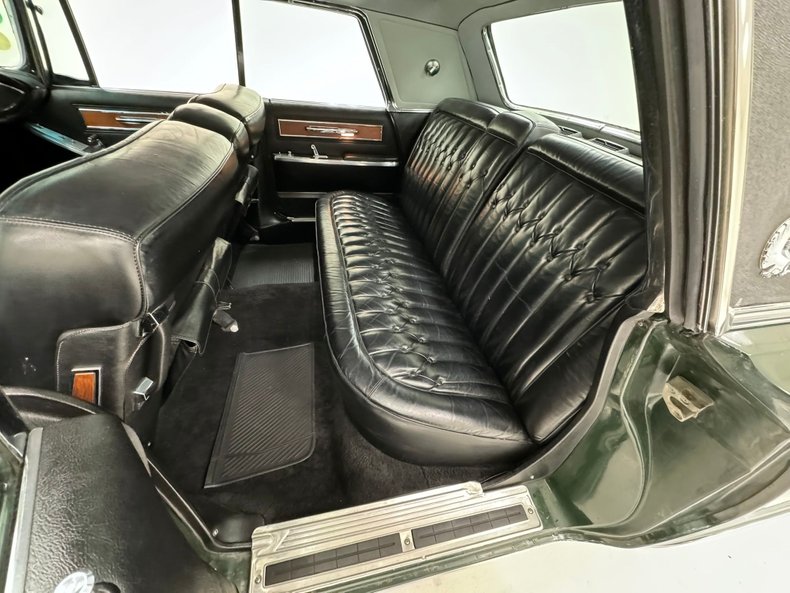 1964 Chrysler Imperial 42