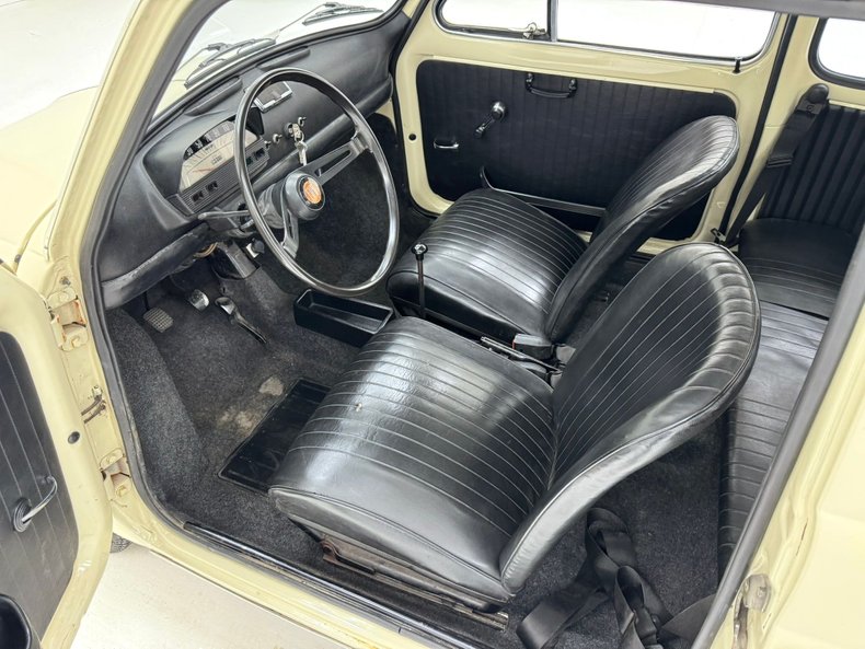 1970 Fiat 500L 32