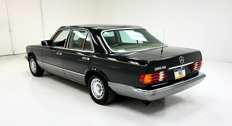 1984 Mercedes-Benz 380SE 3