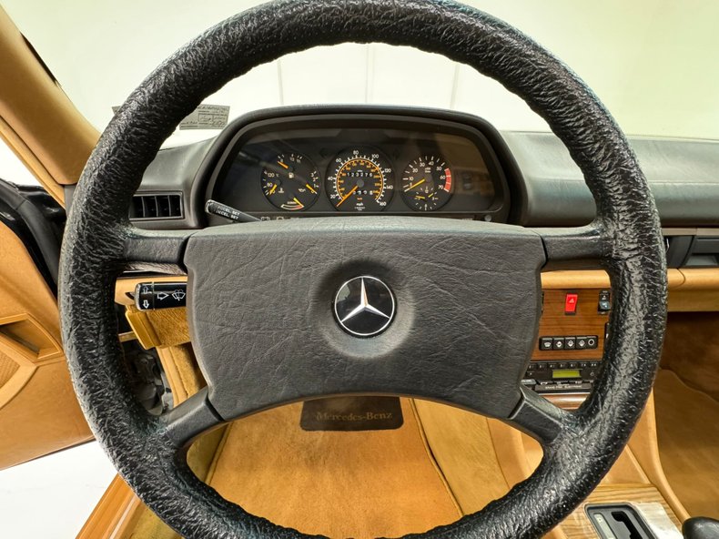 1984 Mercedes-Benz 380SE 46