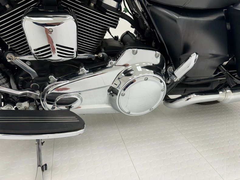 2020 Harley Davidson FLHX 10