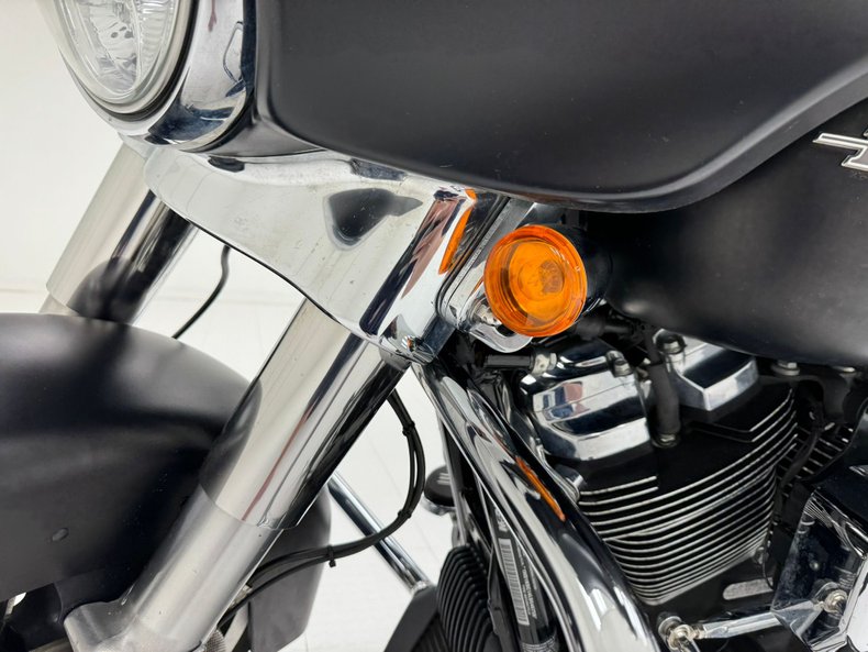 2020 Harley Davidson FLHX 12