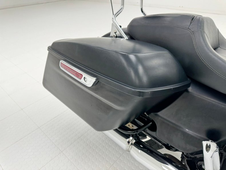 2020 Harley Davidson FLHX 22