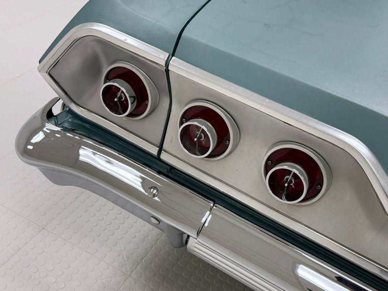 1963 Chevrolet Impala 21