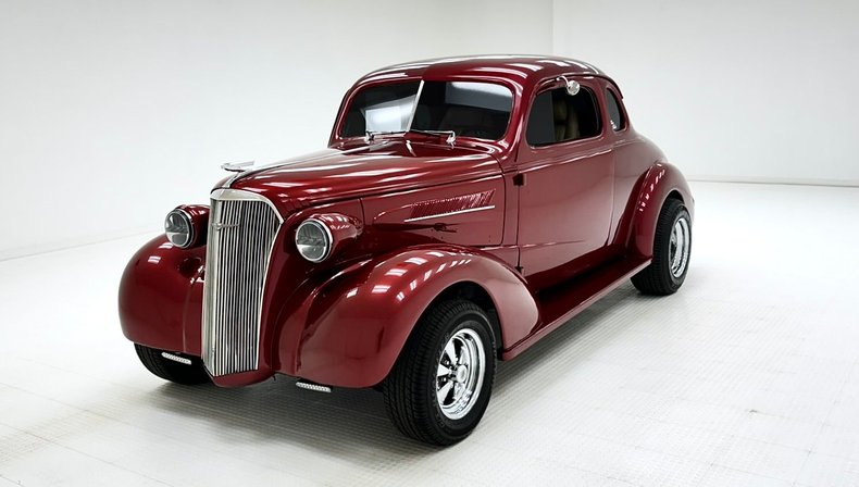1937 Chevrolet Master Deluxe 1