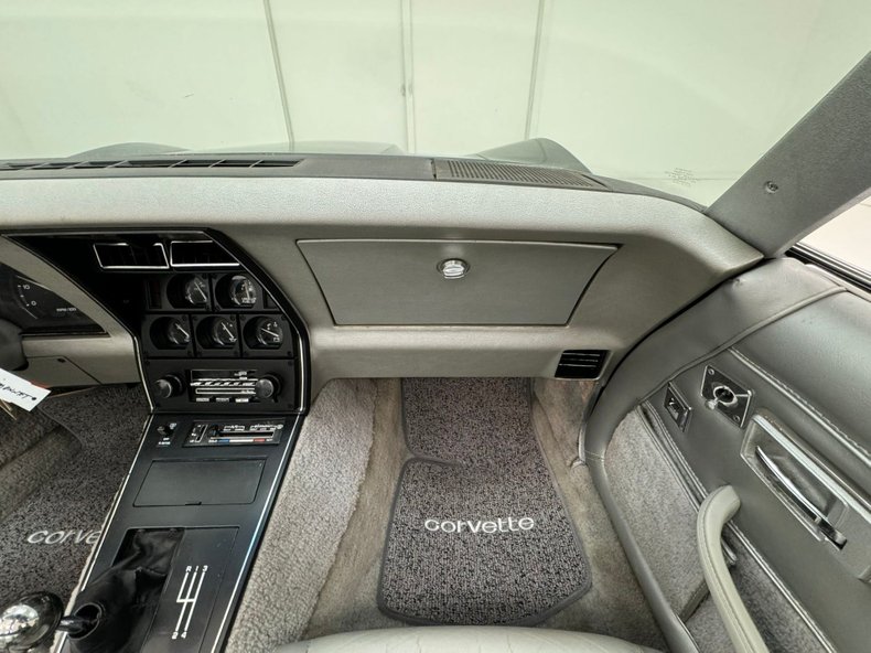 1981 Chevrolet Corvette 39