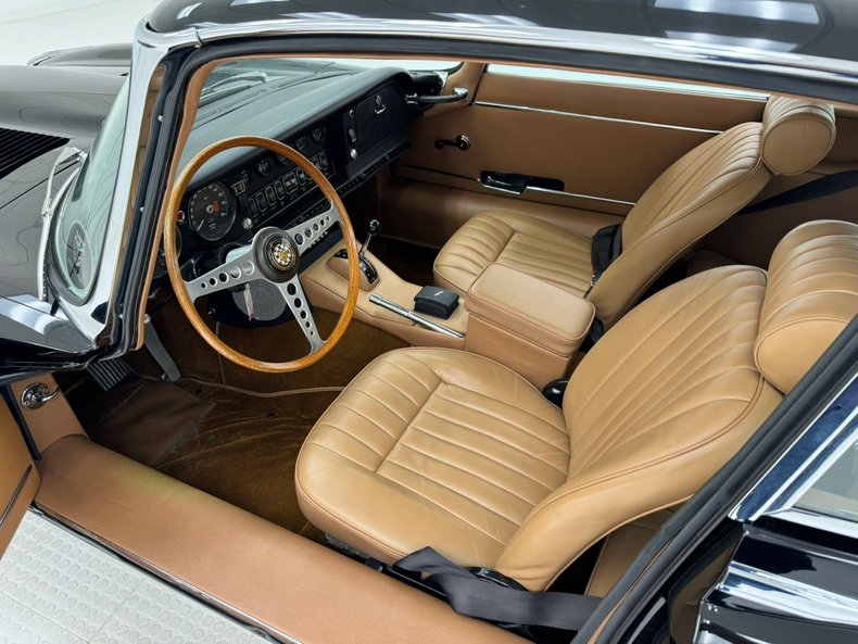 1969 Jaguar XKE 37