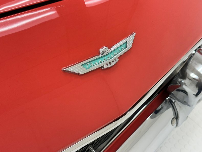 1956 Ford Thunderbird 17