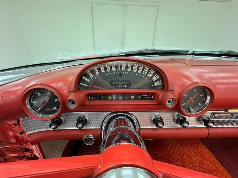 1956 Ford Thunderbird 52