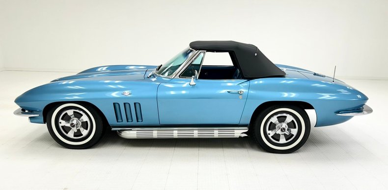 1966 Chevrolet Corvette 3