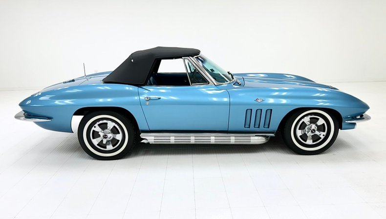 1966 Chevrolet Corvette 9