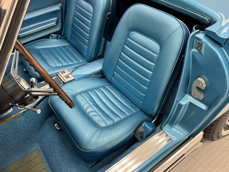 1966 Chevrolet Corvette 36