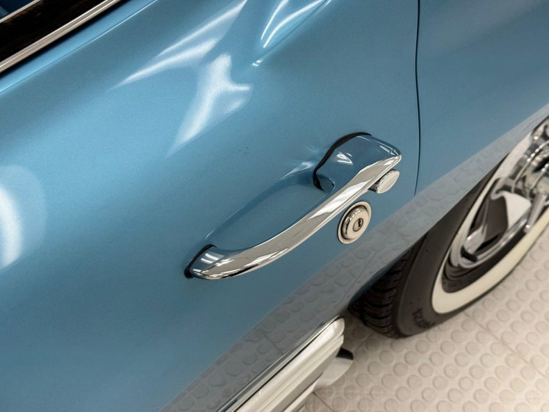 1966 Chevrolet Corvette 20