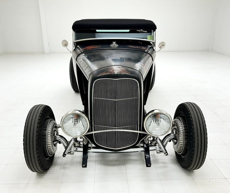 1932 Ford Roadster 8