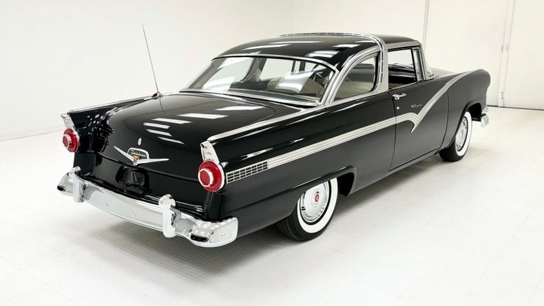1956 Ford Fairlane 5