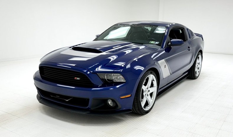 2014 Ford Mustang 1