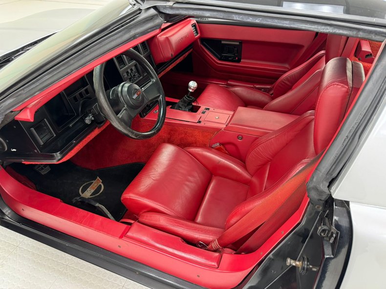 1986 Chevrolet Corvette 33