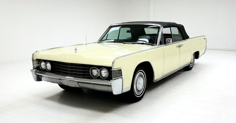 1965 Lincoln Continental 1